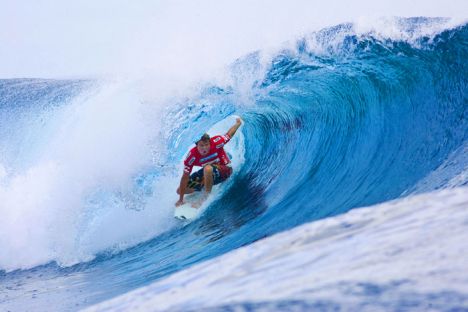 Taj Burrow vai defender a liderança no Billabong Pro Santa Catarina