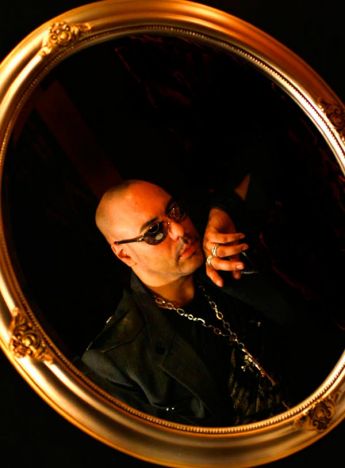 Roger Sanchez confirmado para o Réveillon Boutique 2011