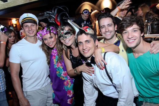 Fields promoveu o Baile de Carnaval Veuve Clicquot - Foto: 13